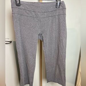 Gap Body Pants Capris Women’s Size Small.